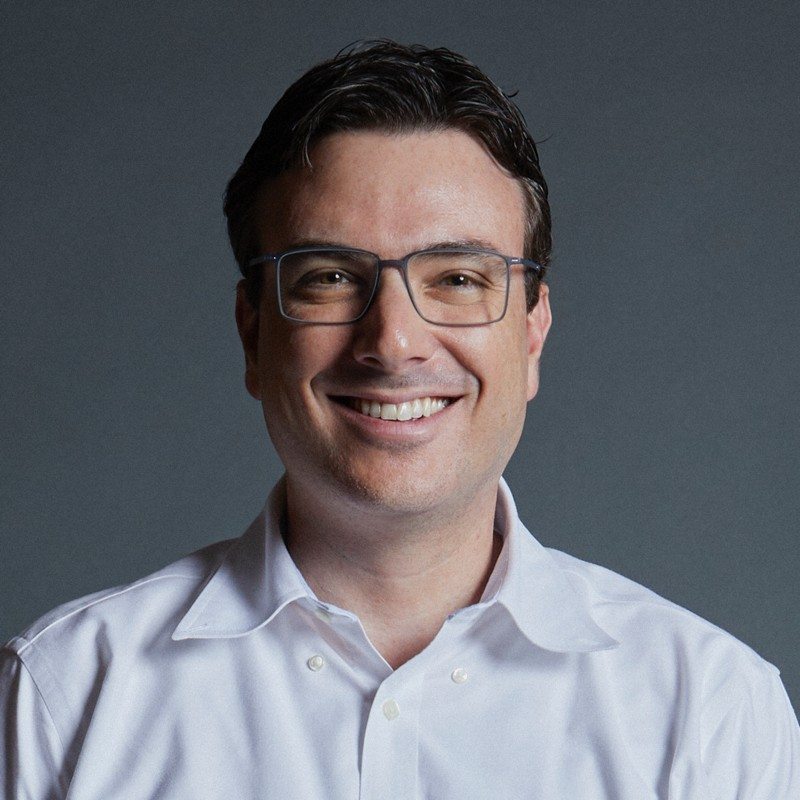 Paulo Barcellos O2 Filmes Production Studio